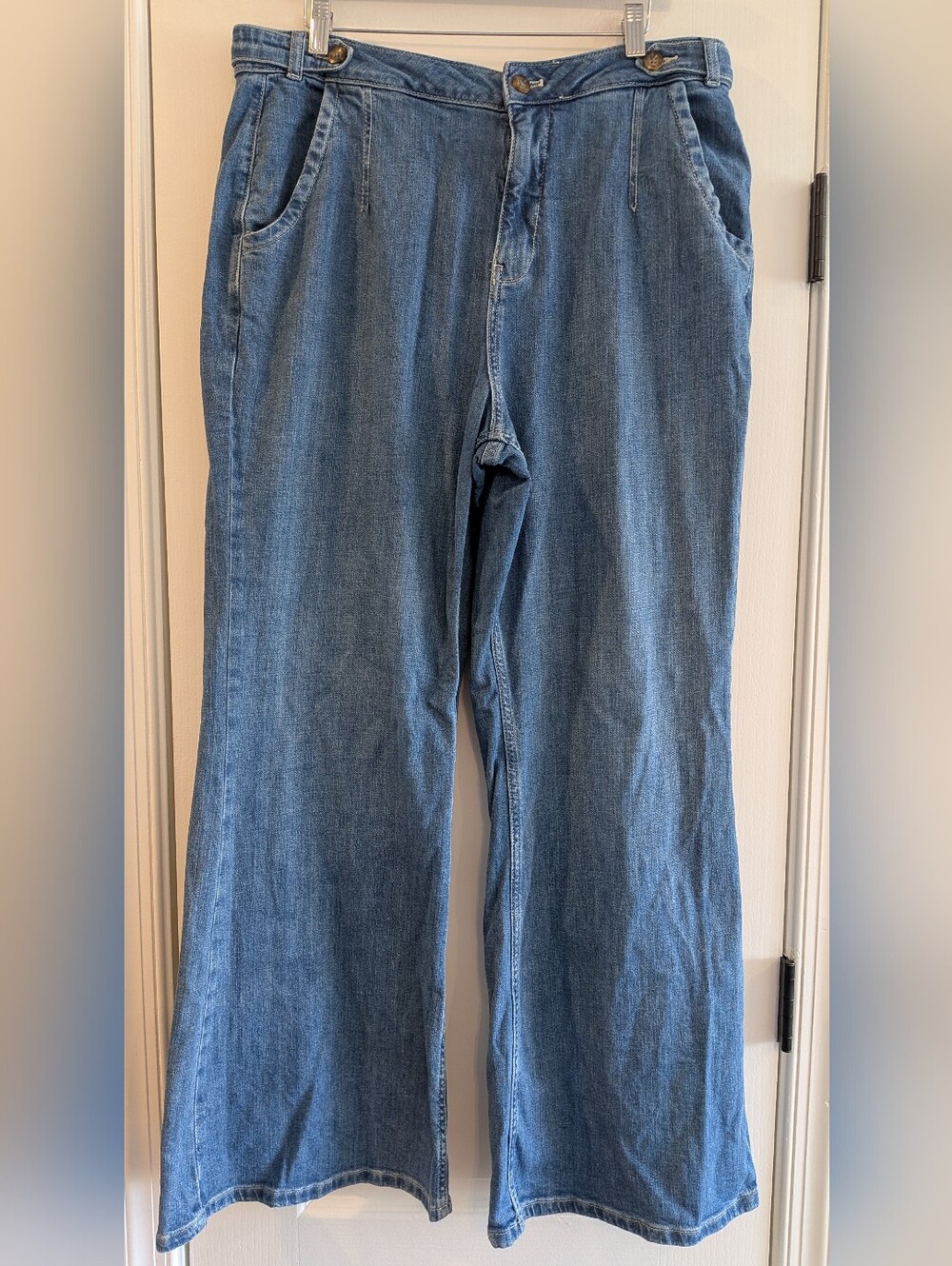 Anthropologie Pilcro Tower Flare Mid-Rise Jeans Denim Blue Wide Leg Size 34 - Picture 3 of 13